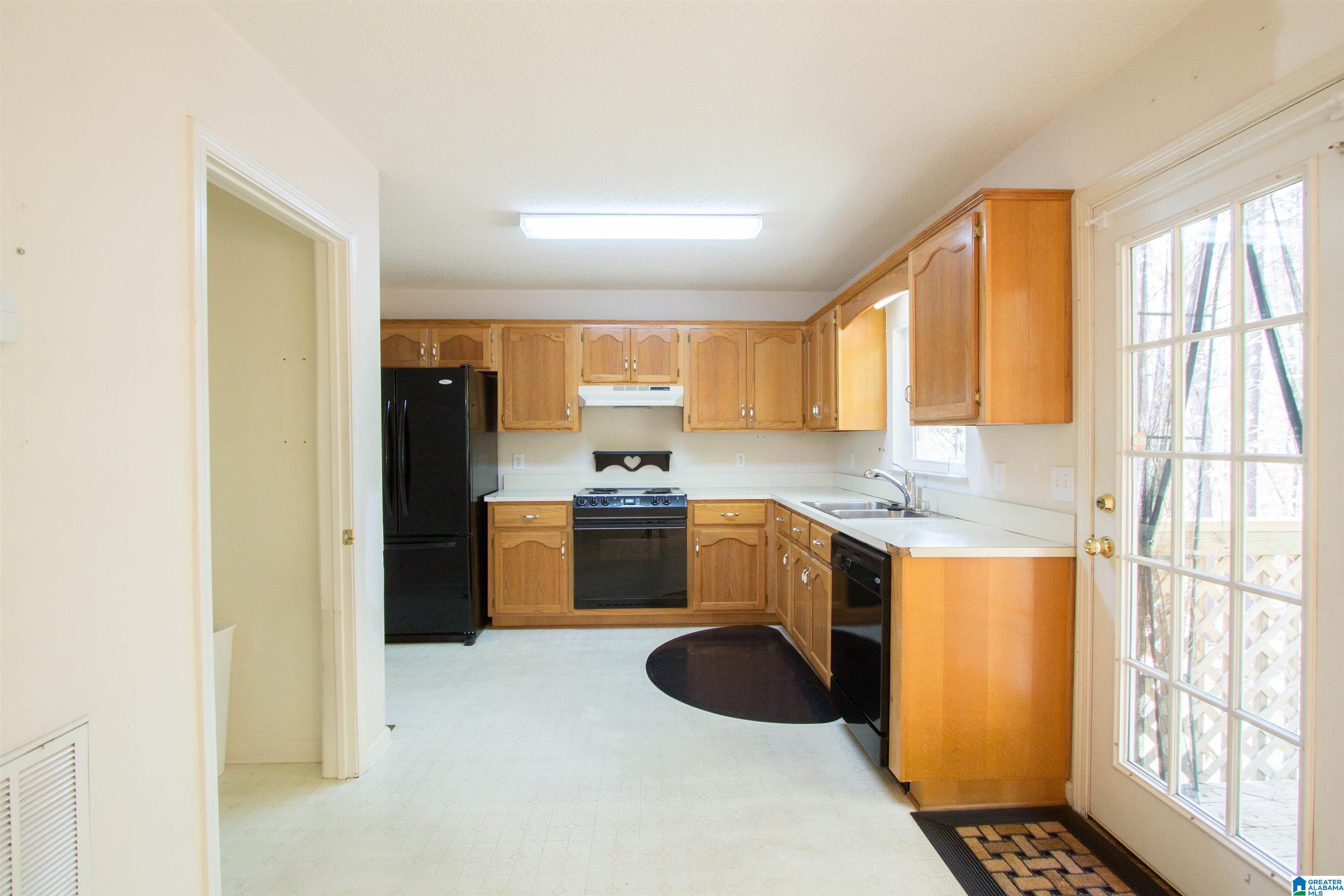1271 Mission Hills Road Alabaster, AL 35007 - Photo 14 of 58