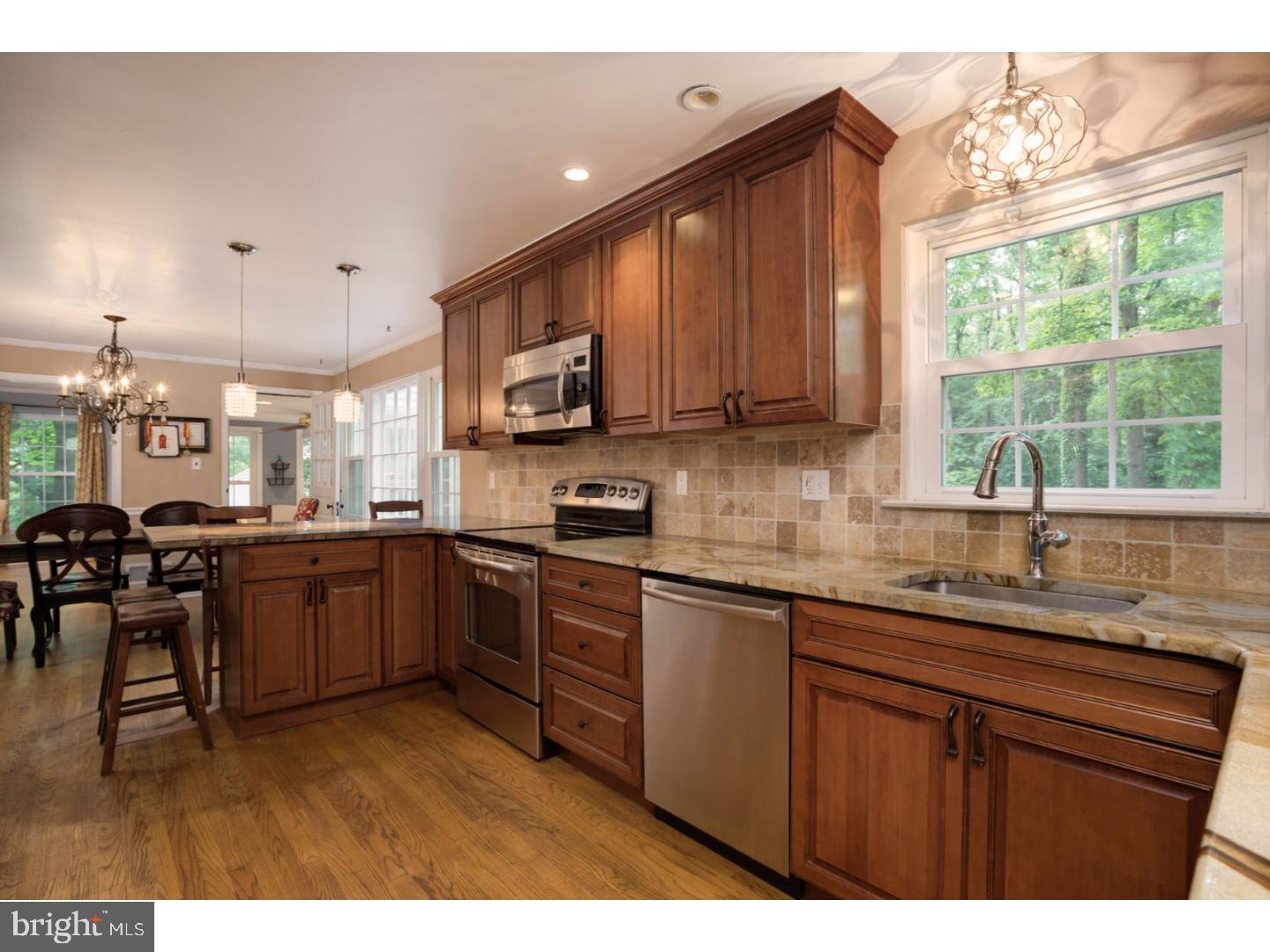 525 Mount View Road Berwyn, PA 19312 - Photo 3 of 25 Kitchen