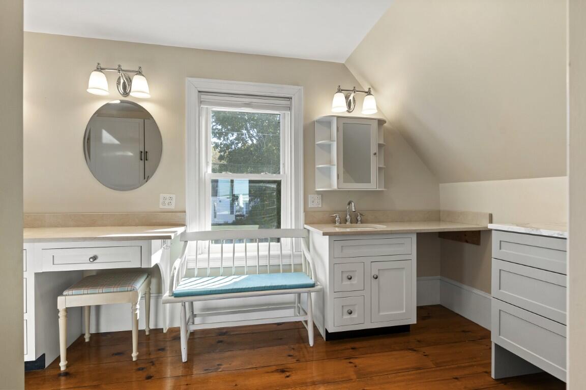 22 School Street Boothbay, ME 04544 - Photo 52 of 76 60