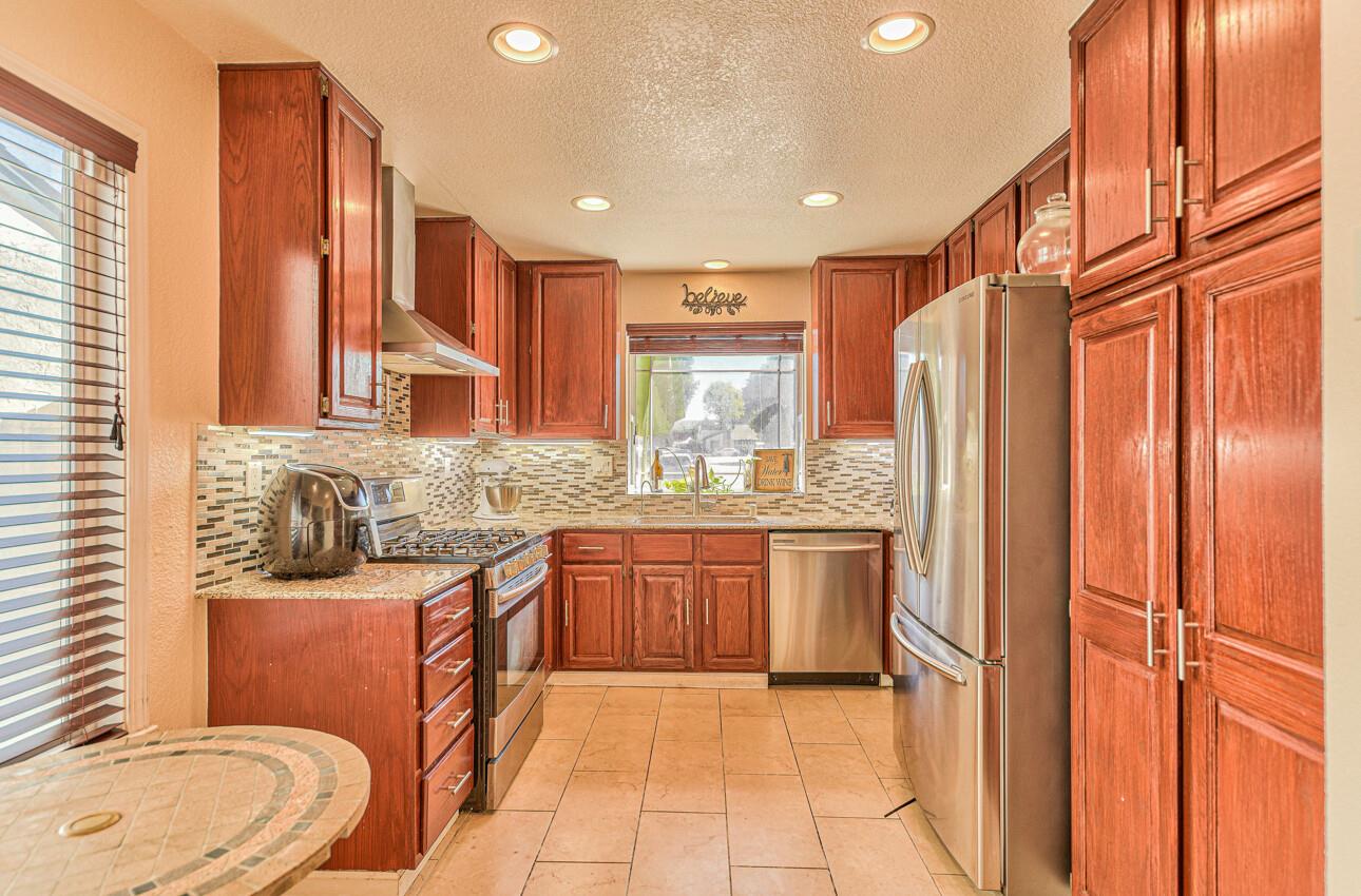 356 Bush Street Salinas, CA 93907 - Photo 11 of 35 Gallery Image 11
