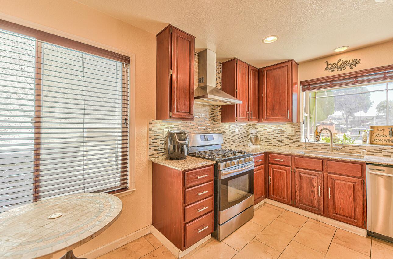 356 Bush Street Salinas, CA 93907 - Photo 12 of 35 Gallery Image 12