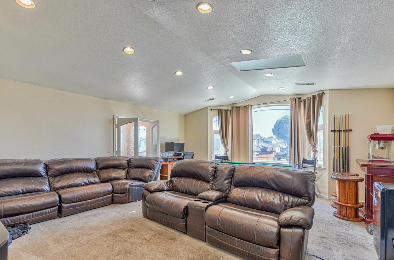 356 Bush Street Salinas, CA 93907 - Photo 21 of 35 Gallery Image 21