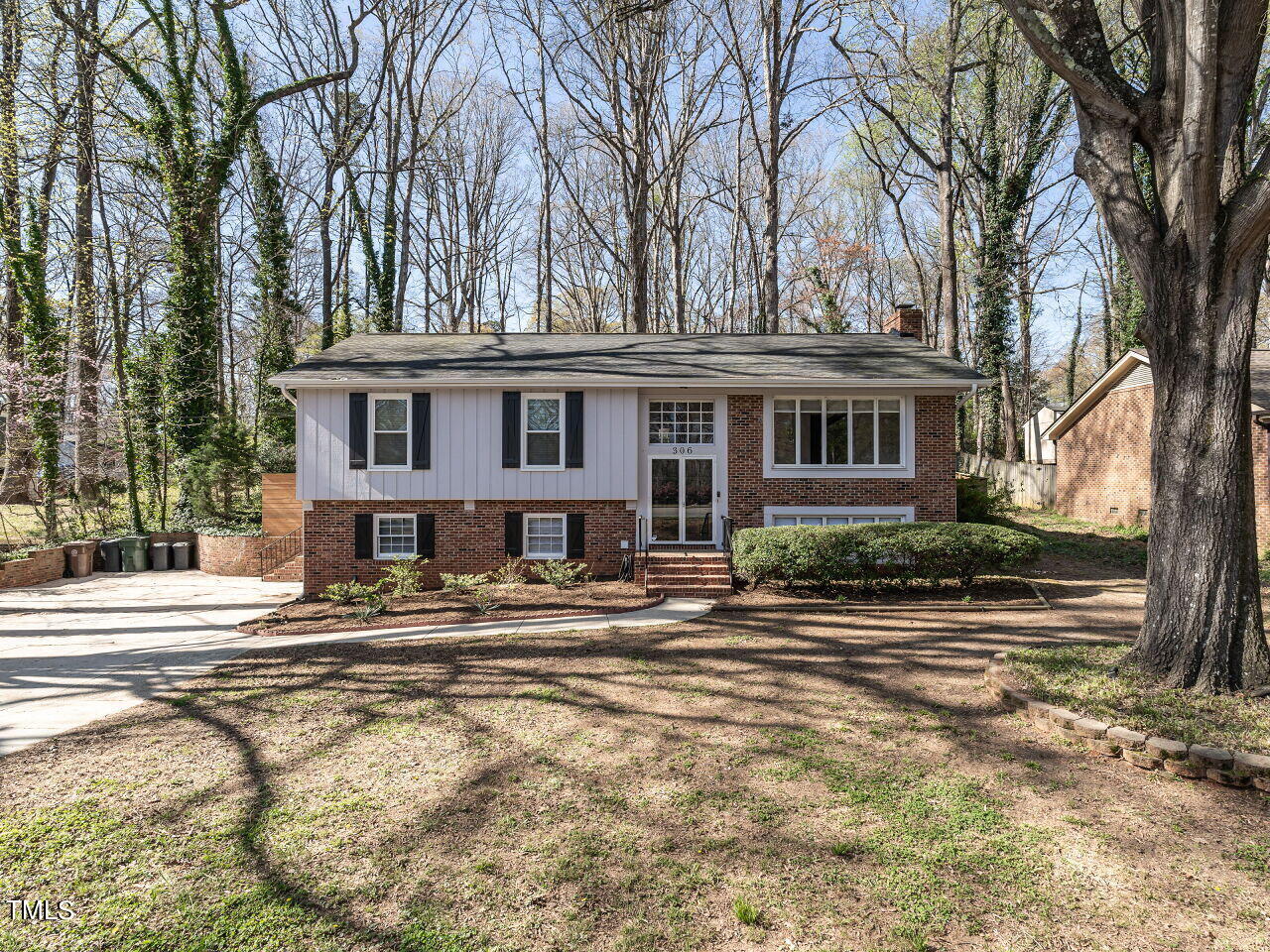306 Southeast Maynard Road Cary, NC 27511 - Photo 2 of 33 002-1280x960-front