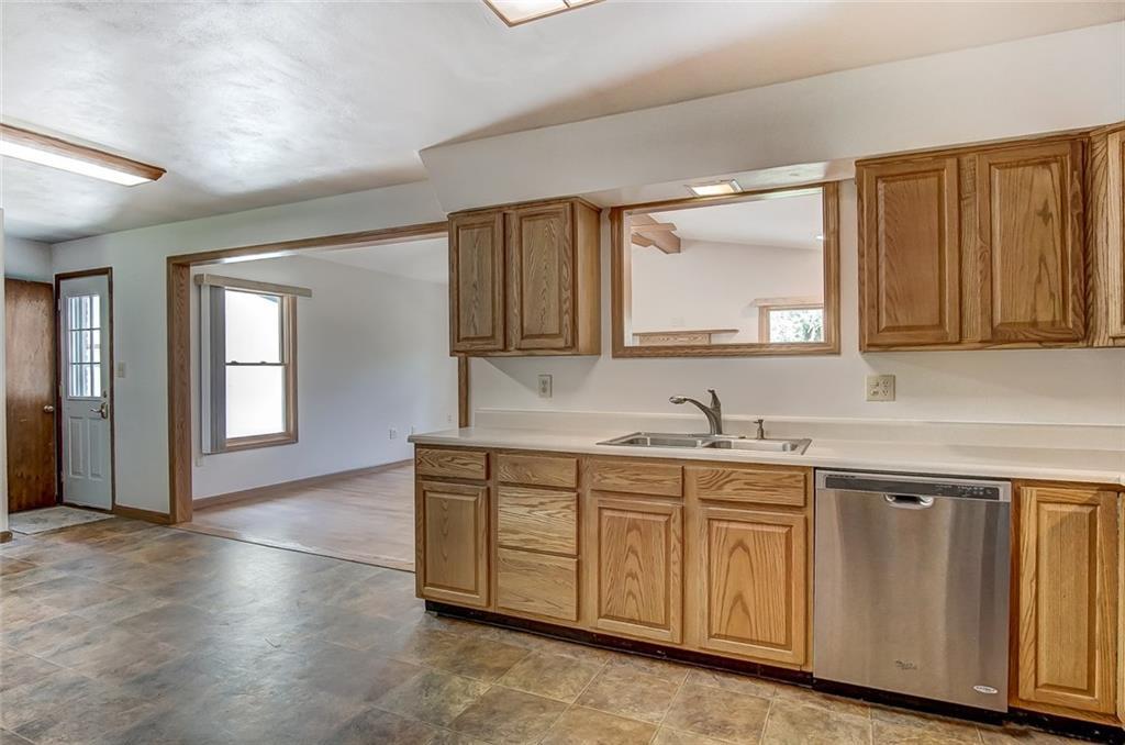 419 Aullwood Road Dayton, OH 45414 - Photo 13 of 40