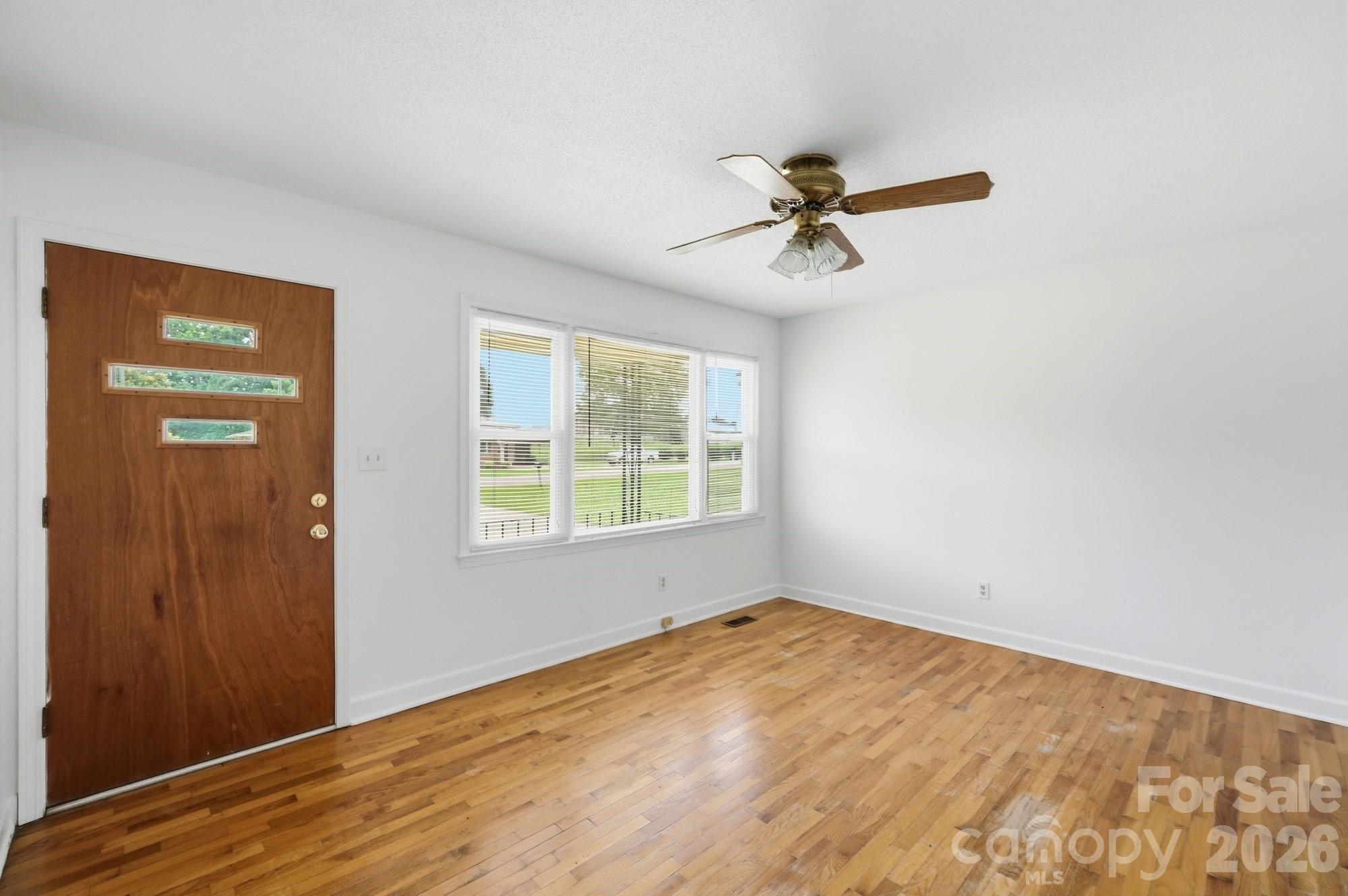 913 Harper Road Gastonia, NC 28056 - Photo 4 of 20