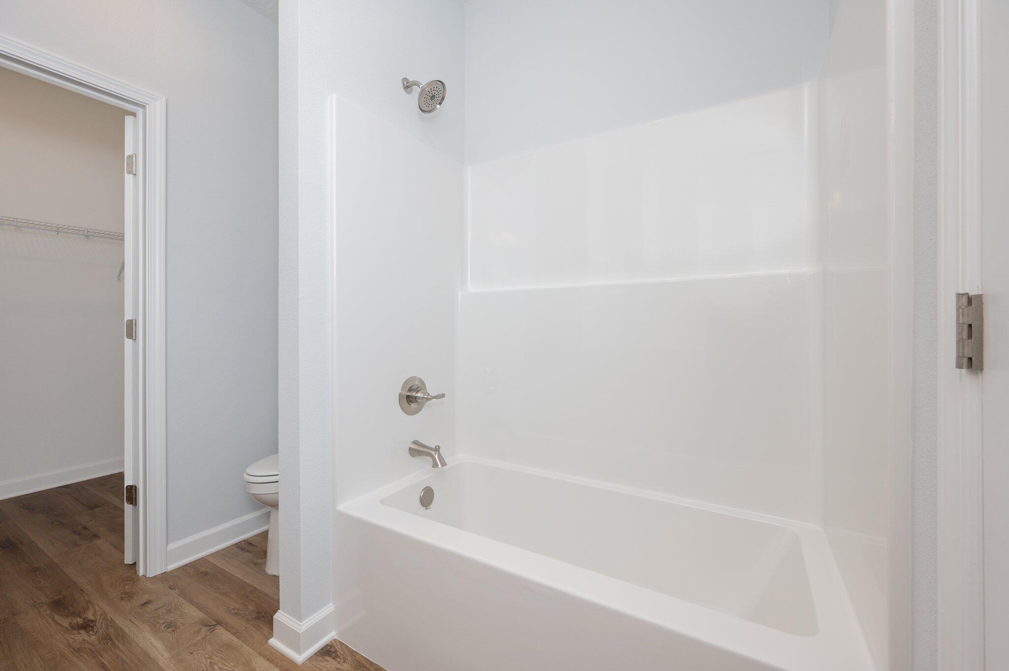 858 South Rayburn Street Crestview, FL 32539 - Photo 23 of 29 a bathroom with a bathtub