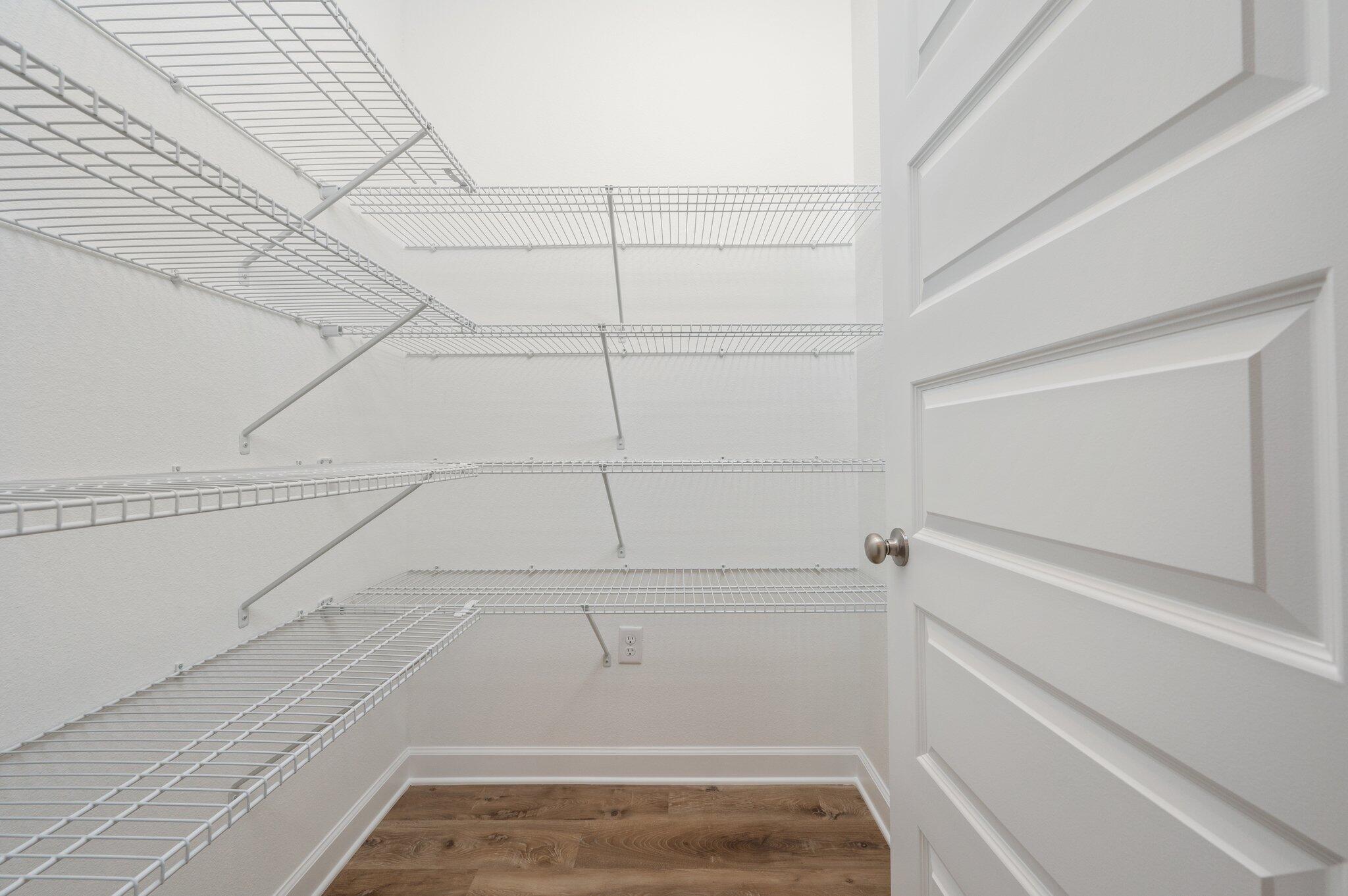 858 South Rayburn Street Crestview, FL 32539 - Photo 10 of 29 a view of a small space