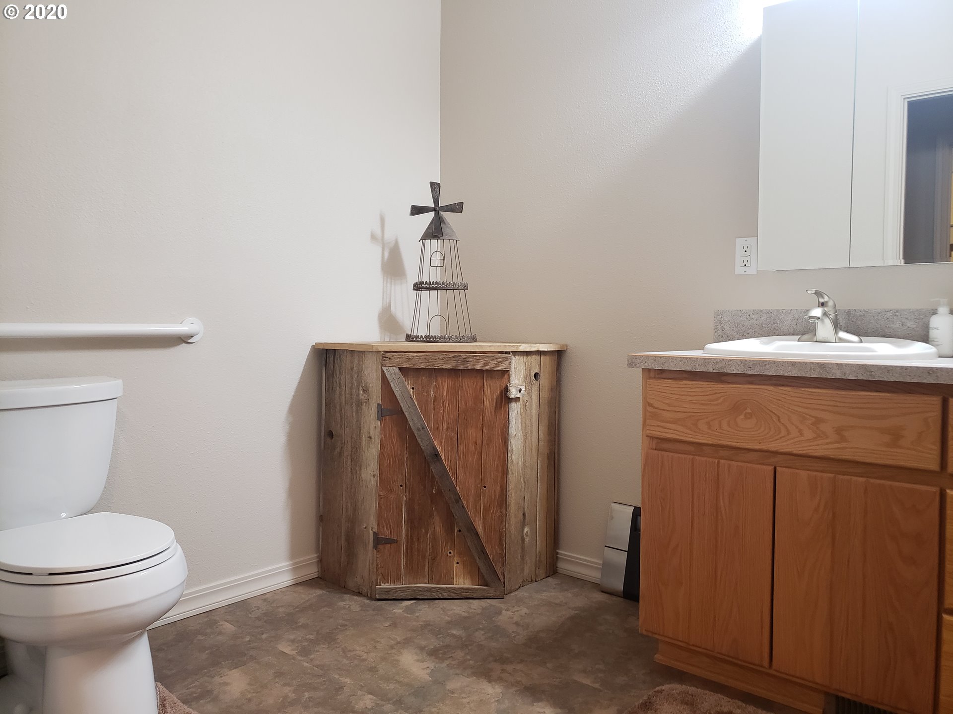 1034 Southwest 19th Court Hermiston, OR 97838 - Photo 19 of 26 Gallery Image 19