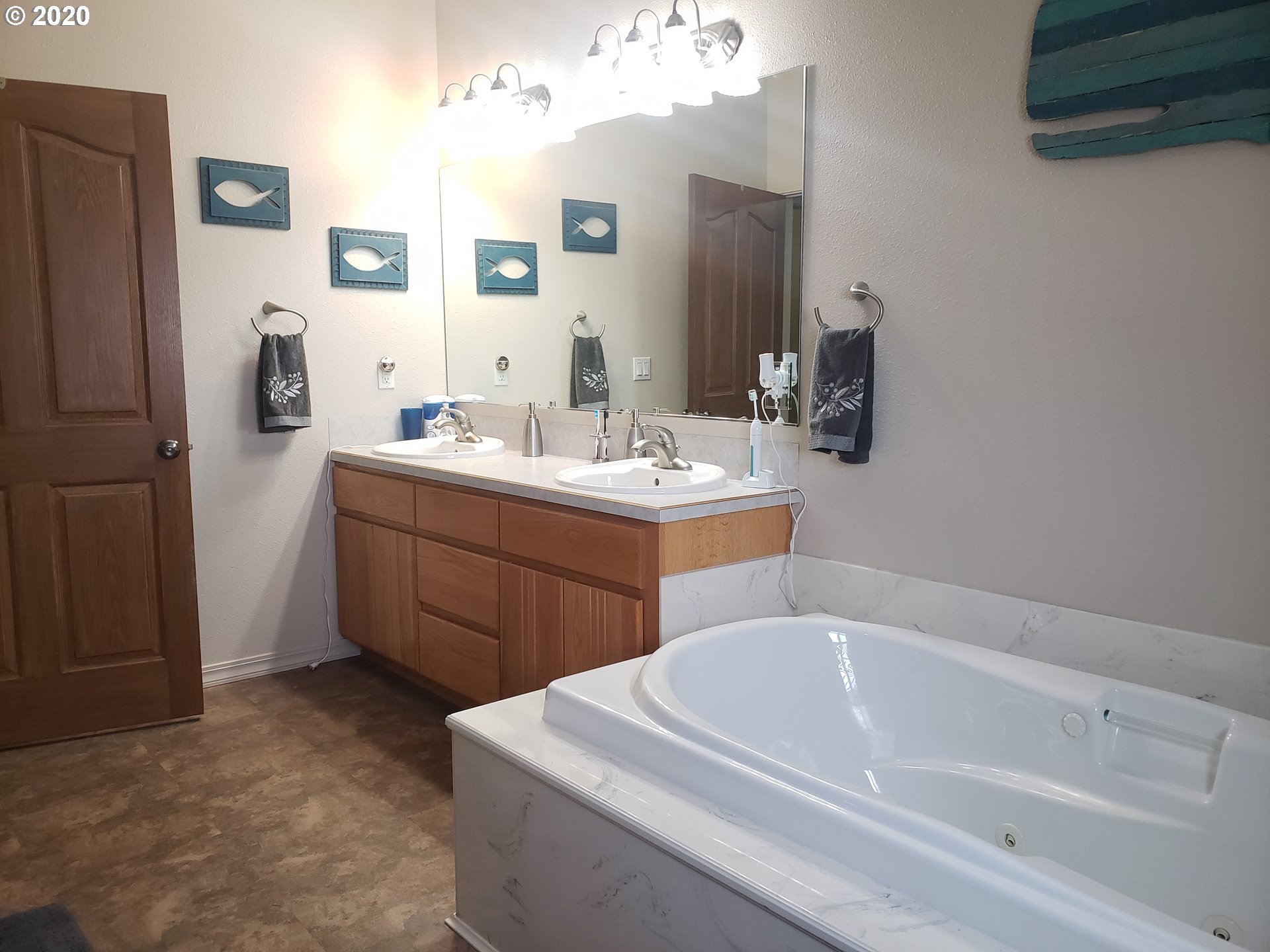 1034 Southwest 19th Court Hermiston, OR 97838 - Photo 9 of 26 Gallery Image 9