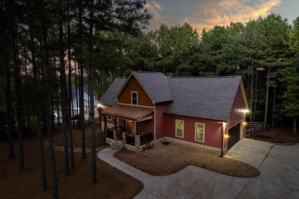 $574,000 | 316 Compass Drive, Jasper, TN 37347