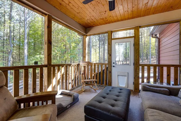 $574,000 | 316 Compass Drive, Jasper, TN 37347
