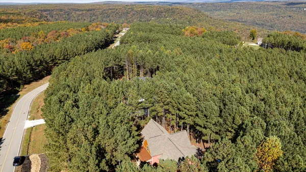 $574,000 | 316 Compass Drive, Jasper, TN 37347