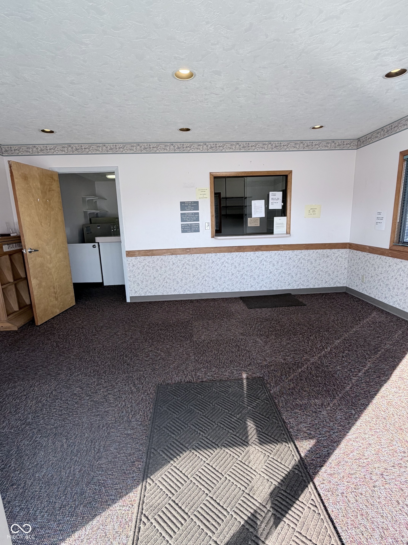 1008 Harrison Street Frankton, IN 46044 - Photo 3 of 16