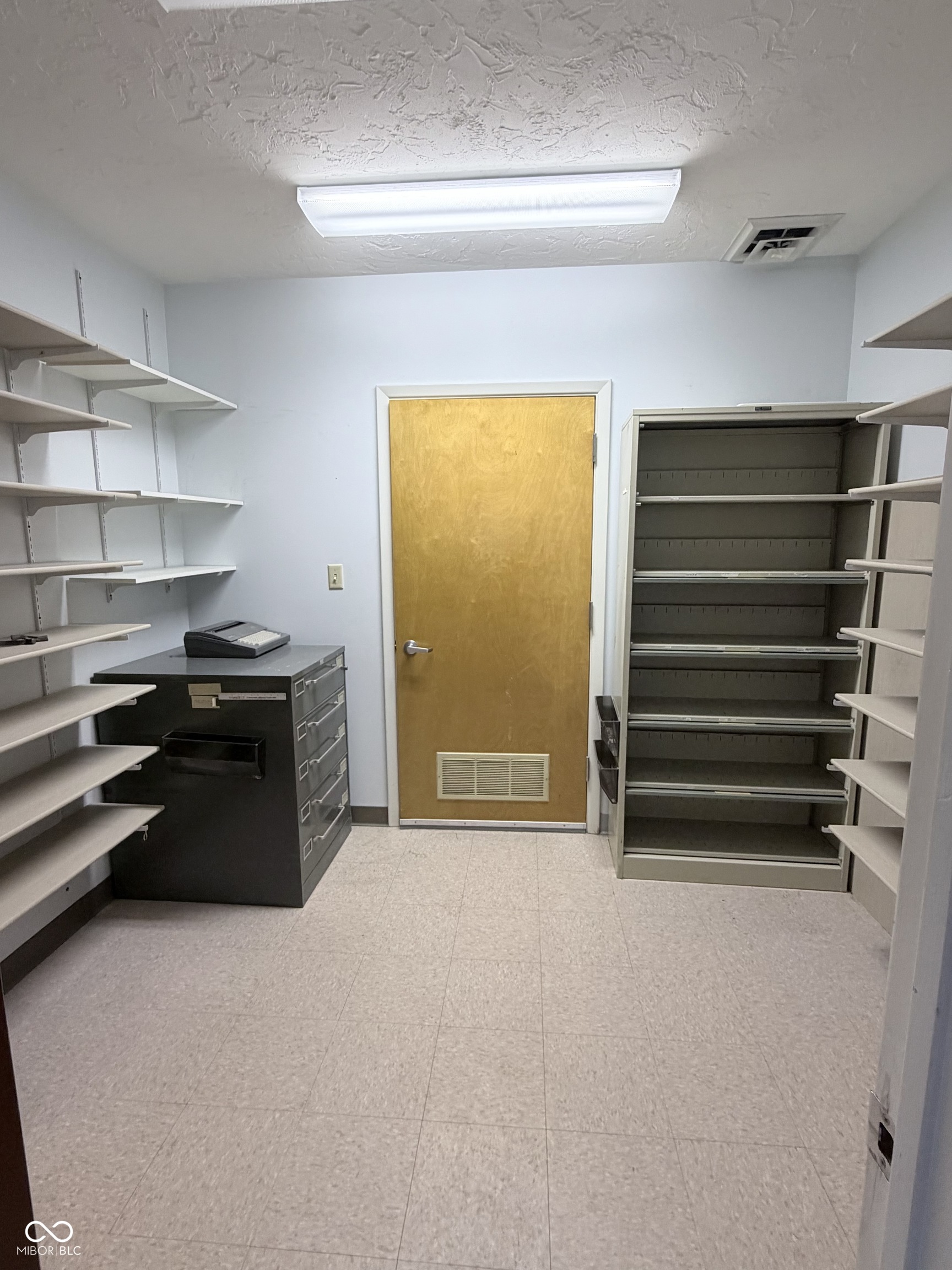 1008 Harrison Street Frankton, IN 46044 - Photo 7 of 16