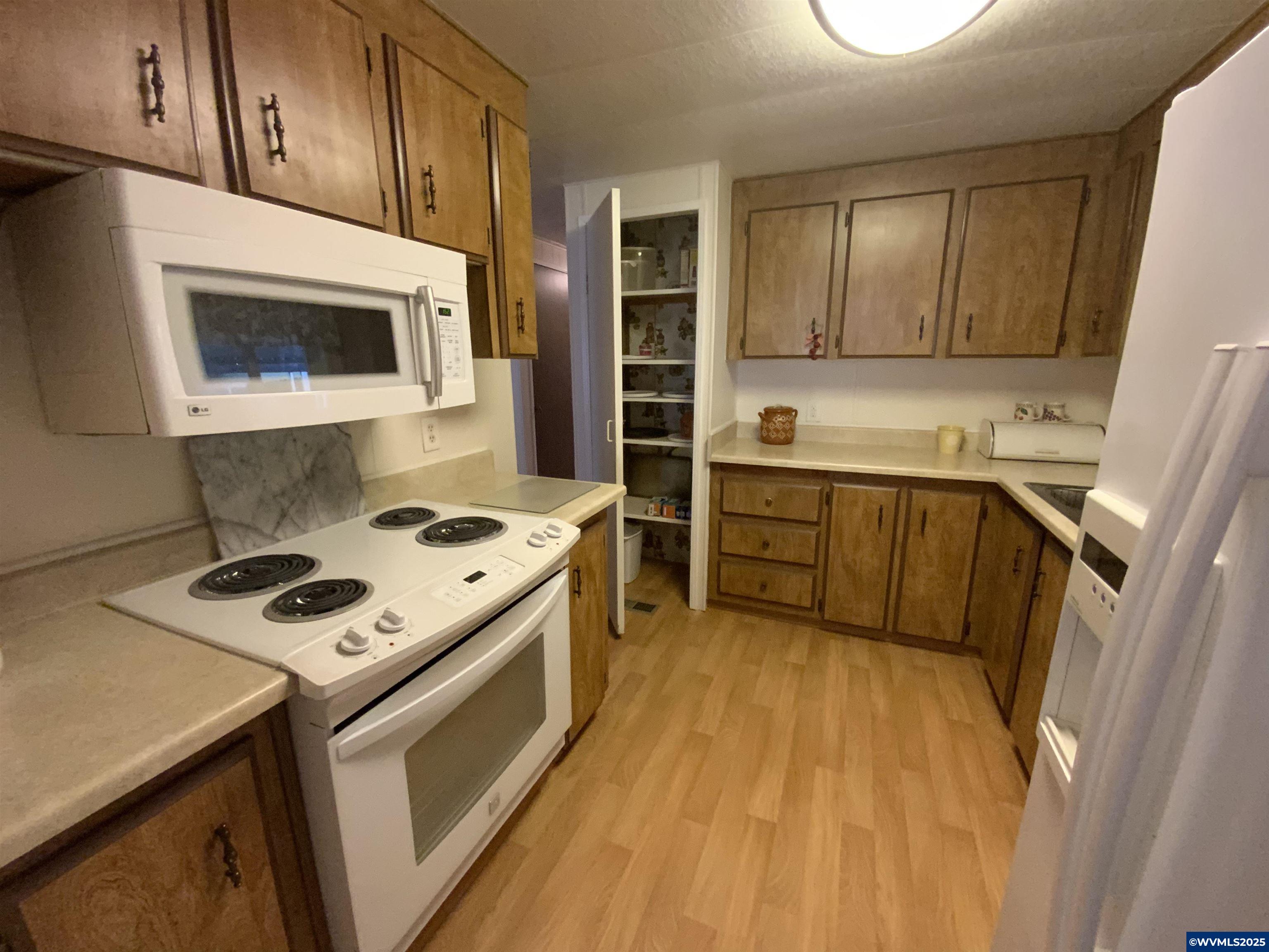 4940 Sunnyside Road Southeast, Unit K15 Salem, OR 97302 - Photo 11 of 28 Gallery Image 11