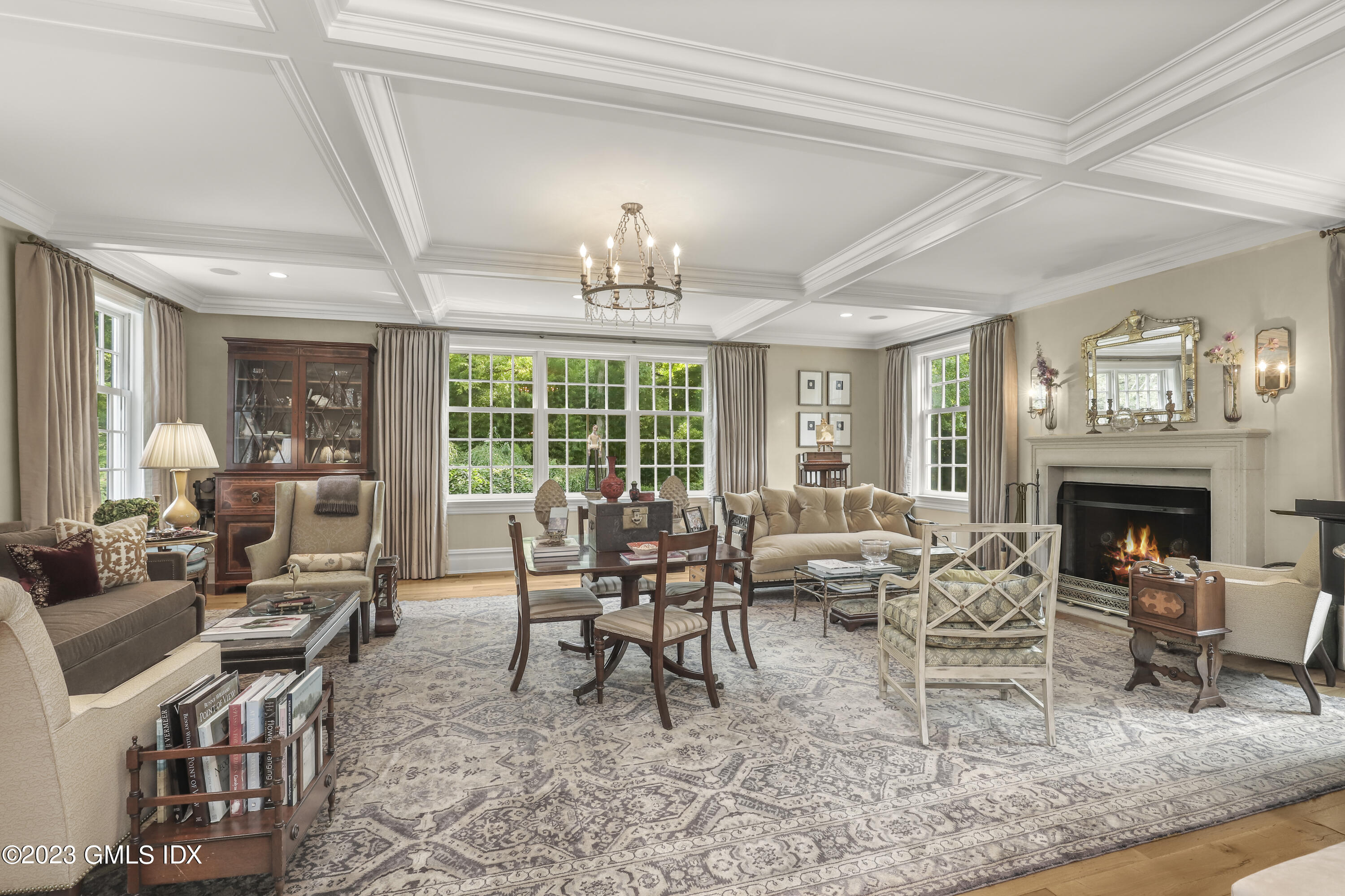 27 Locust Road Greenwich, CT 06831 - Photo 5 of 39 27 Locust Rd Greenwich CT-print-032-028-