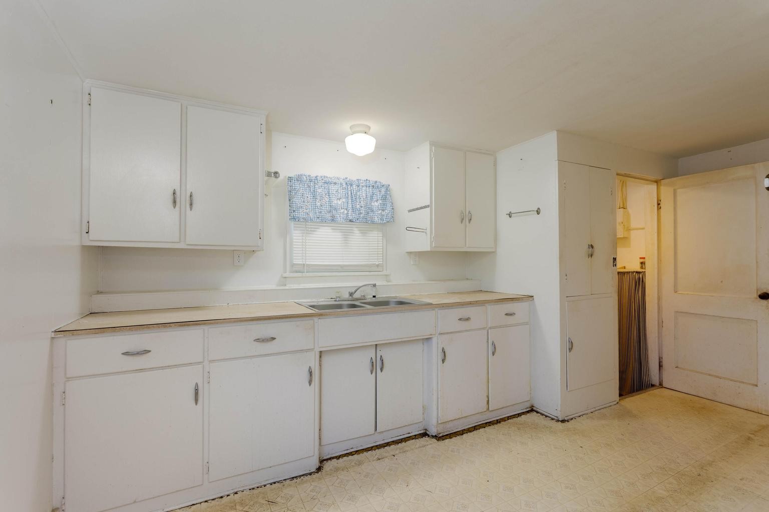 4924 Wolf Creek Road Spring City, TN 37381 - Photo 5 of 35 Gallery Image 5