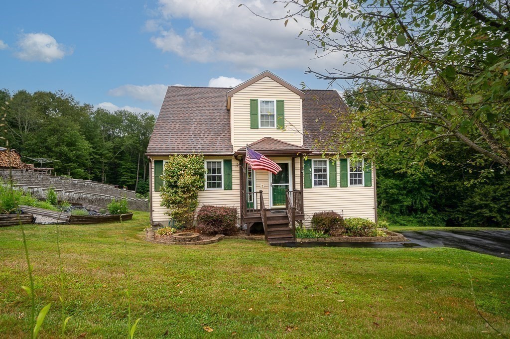 24 Jesse Road Dudley, MA 01571 - Photo 3 of 37 Gallery Image 3