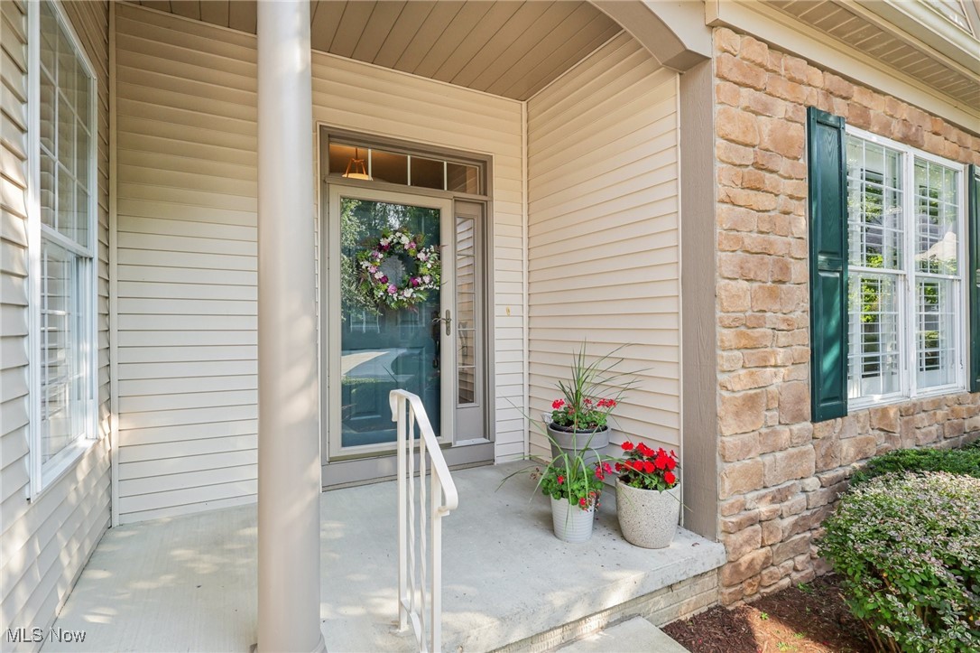 249 Granger Road, Unit 87 Medina, OH 44256 - Photo 33 of 38 Property entrance with covered porch