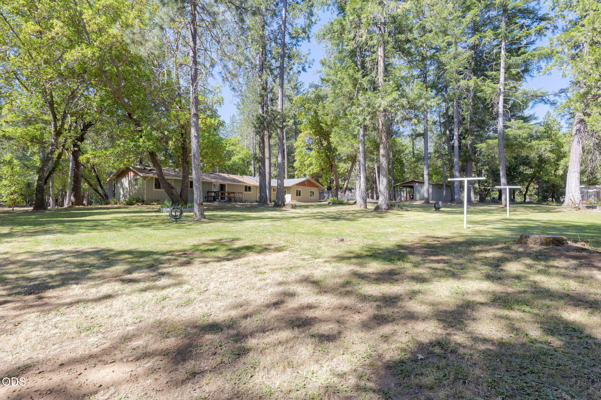 1740 Queens Branch Road Rogue River, OR 97537 - Photo 25 of 63