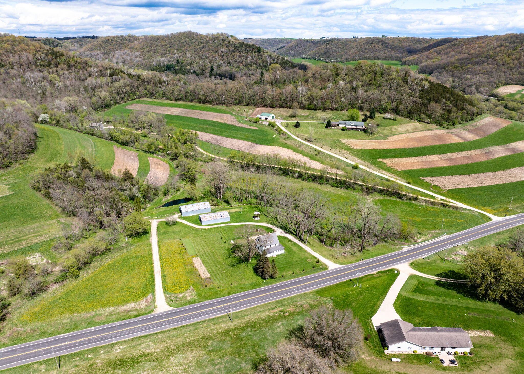 S1198 County Rd K Chaseburg, WI 54621 - Photo 31 of 34 Drone View