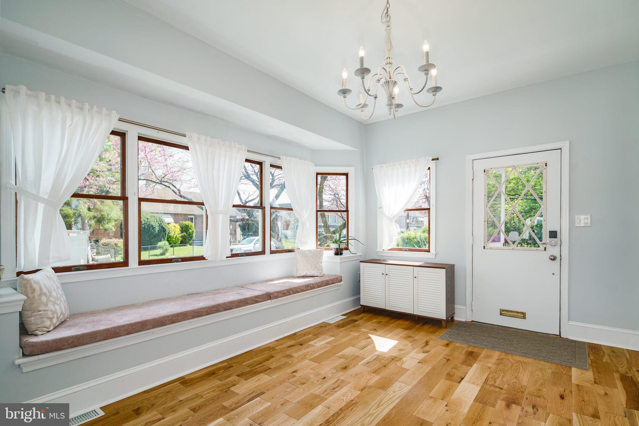 8026 Fairview Street Philadelphia, PA 19136 - Photo 3 of 23