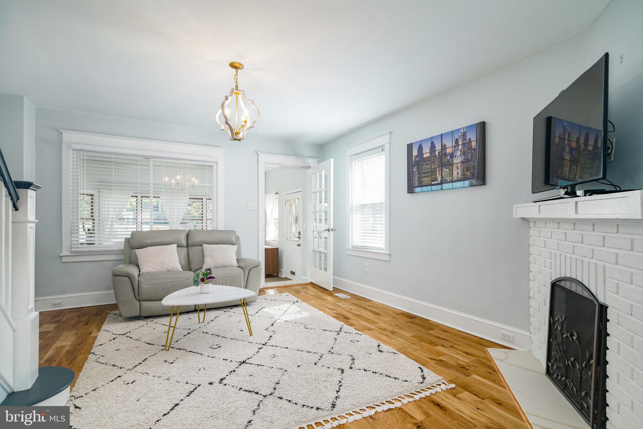 8026 Fairview Street Philadelphia, PA 19136 - Photo 6 of 23