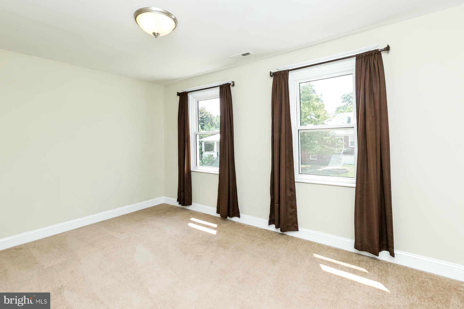3806 Ridgecroft Road Baltimore, MD 21206 - Photo 16 of 30 Bedroom