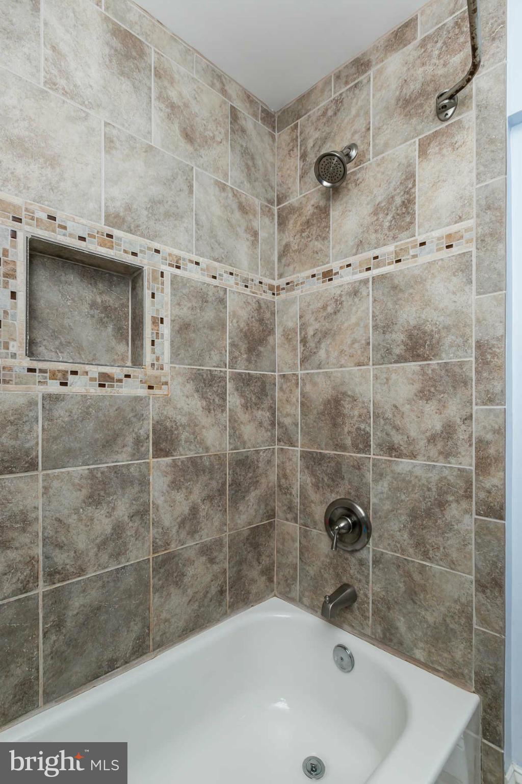 3806 Ridgecroft Road Baltimore, MD 21206 - Photo 21 of 30 Bath