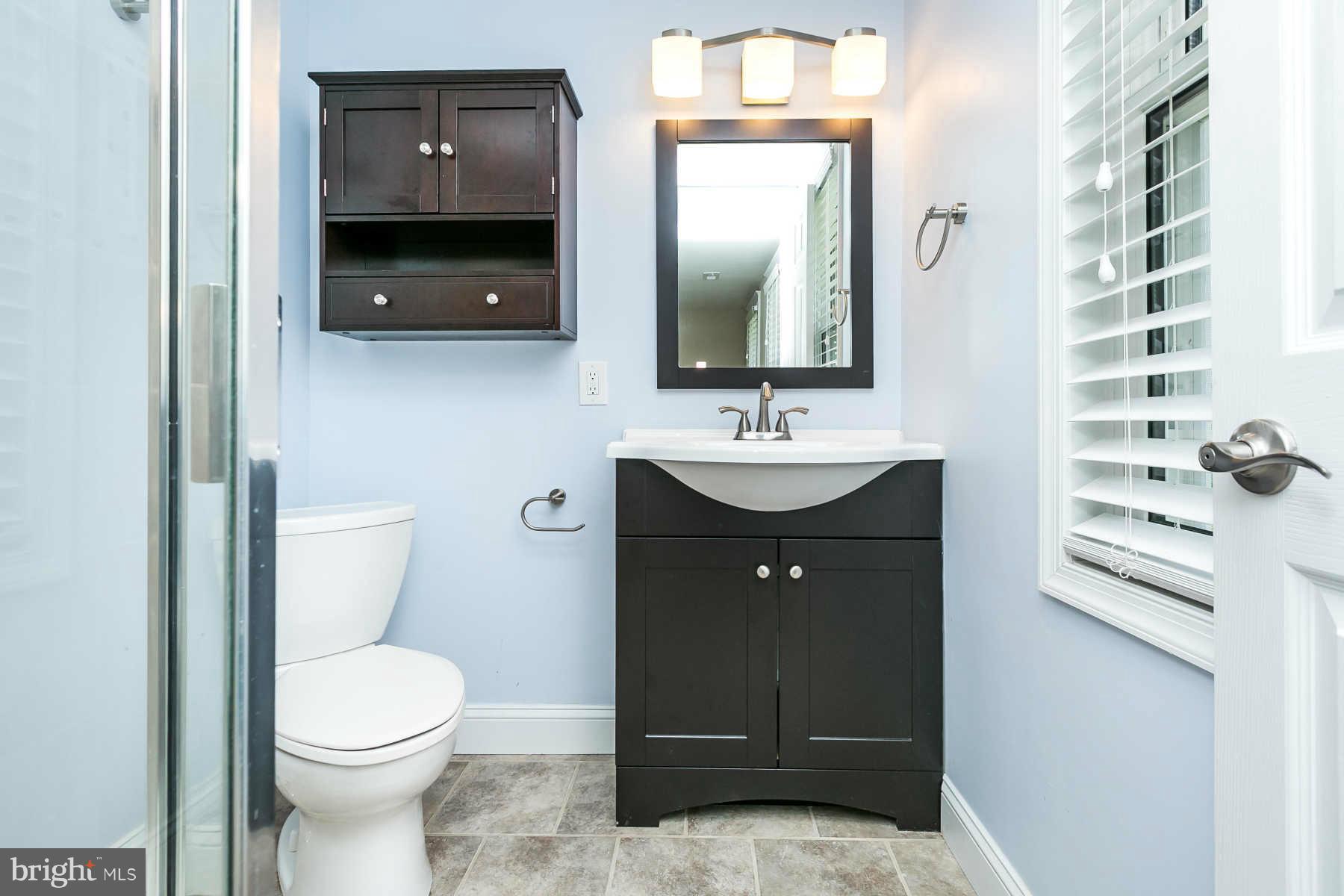 3806 Ridgecroft Road Baltimore, MD 21206 - Photo 24 of 30 Bath
