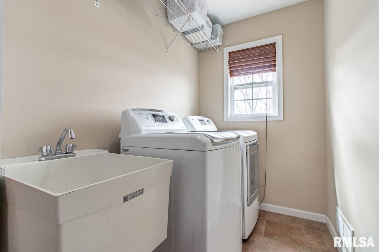 1500 West Cloverdale Road Chillicothe, IL 61523 - Photo 29 of 35 Gallery Image 29