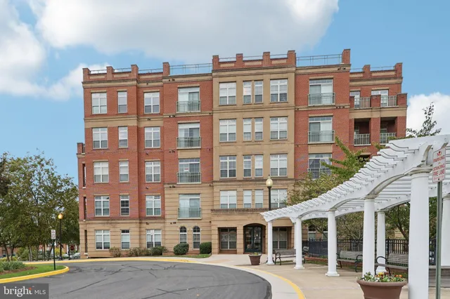 a view of a large building