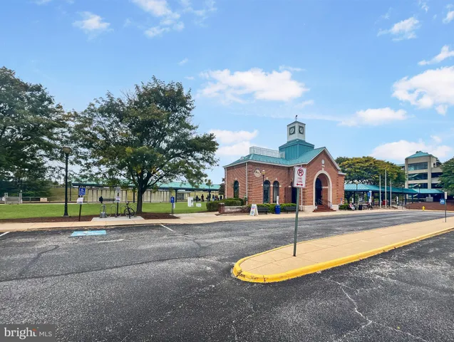 $419,900 | 680 Watermans Drive, Unit 505, Woodbridge, VA 22191