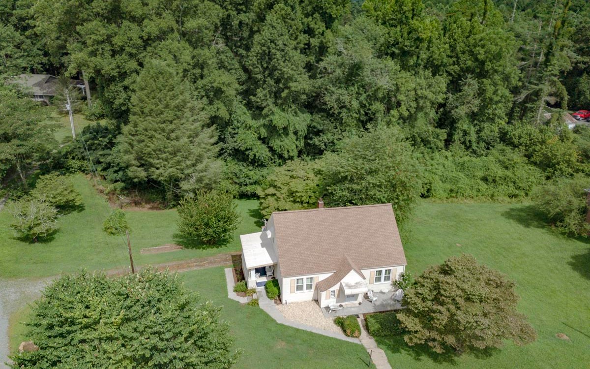 1754 Blue Ridge Drive Blue Ridge, GA 30513 - Photo 1 of 1 Main View