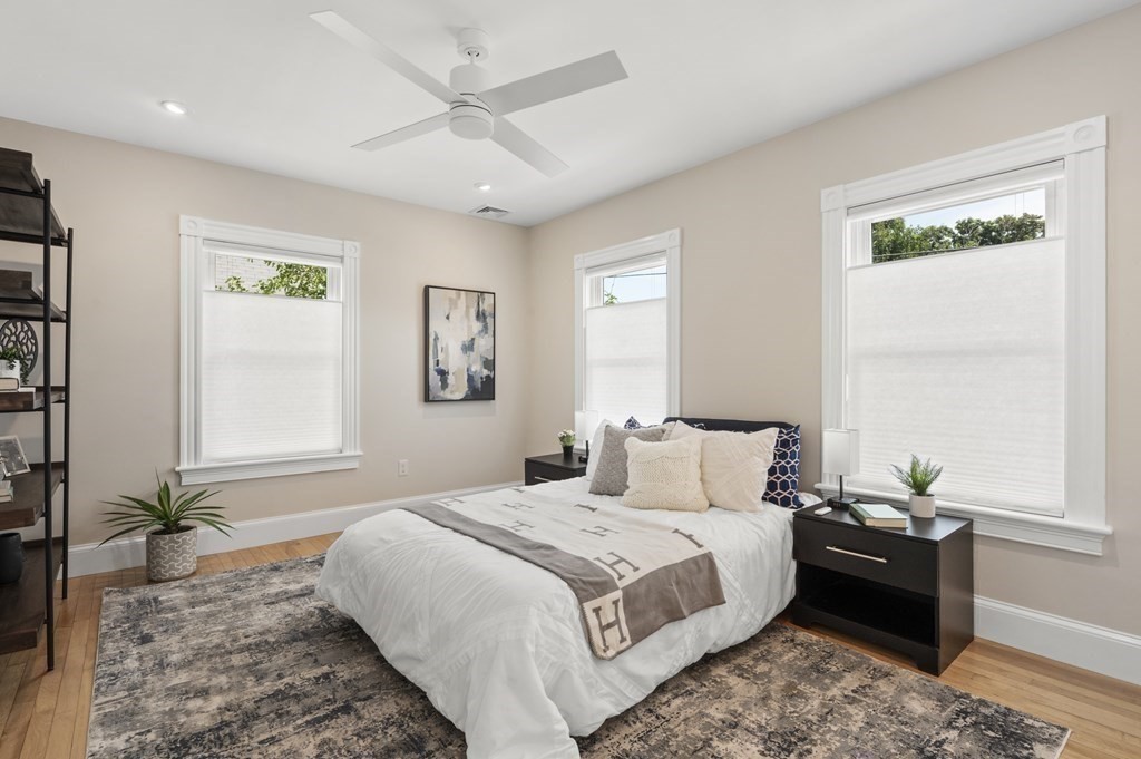 175 Riverside Avenue Medford, MA 02155 - Photo 14 of 37