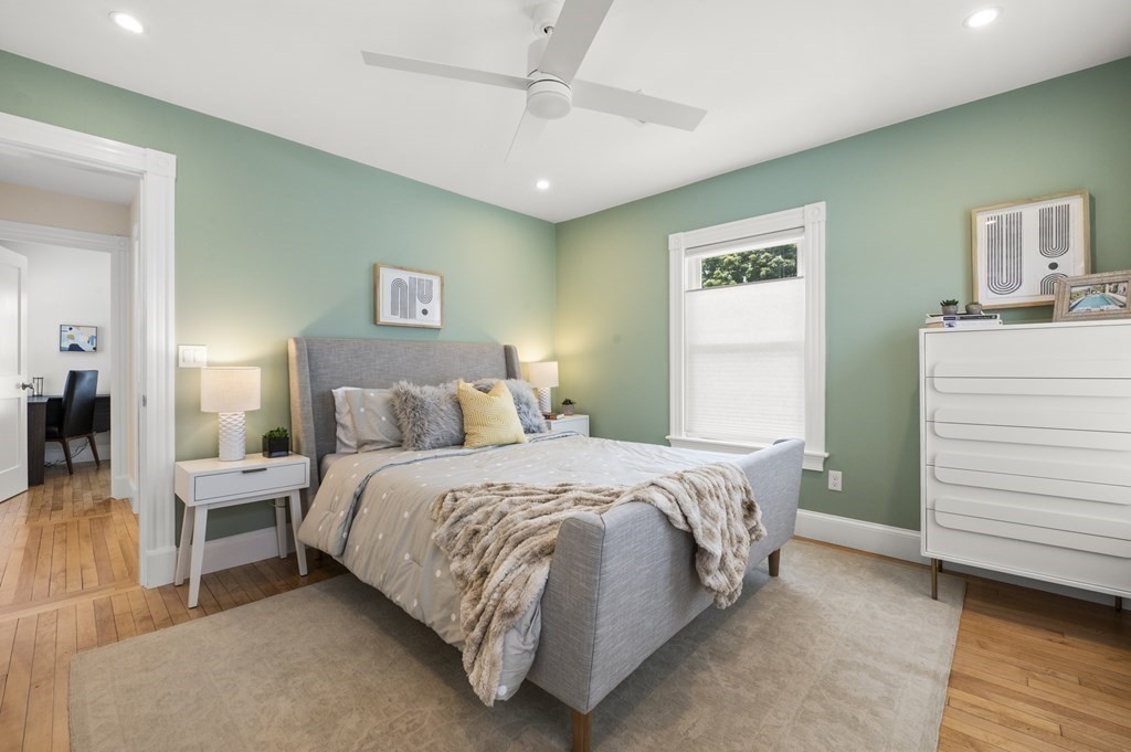 175 Riverside Avenue Medford, MA 02155 - Photo 16 of 37