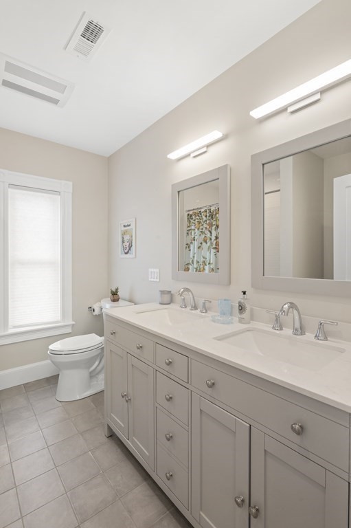 175 Riverside Avenue Medford, MA 02155 - Photo 18 of 37