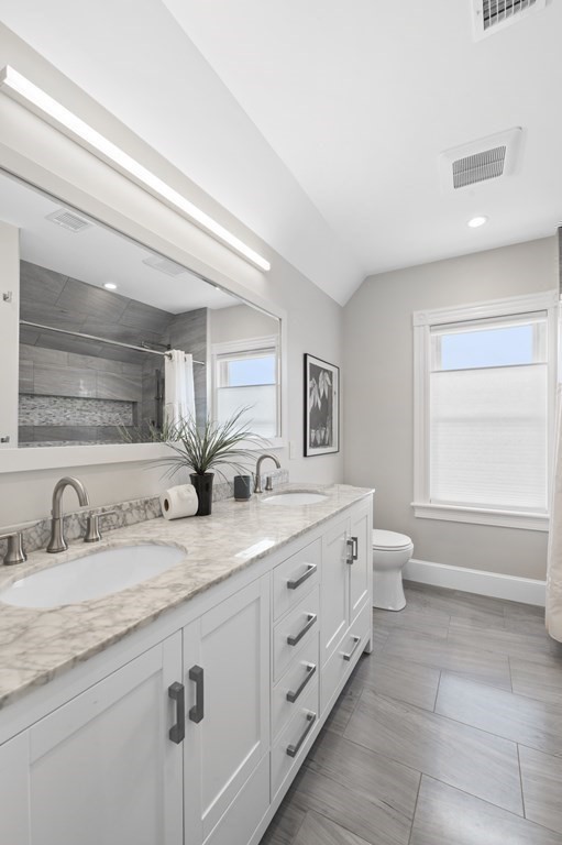 175 Riverside Avenue Medford, MA 02155 - Photo 25 of 37