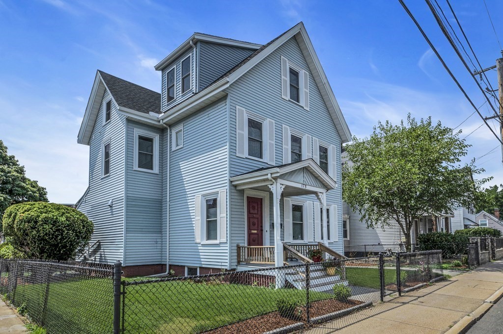 175 Riverside Avenue Medford, MA 02155 - Photo 37 of 37