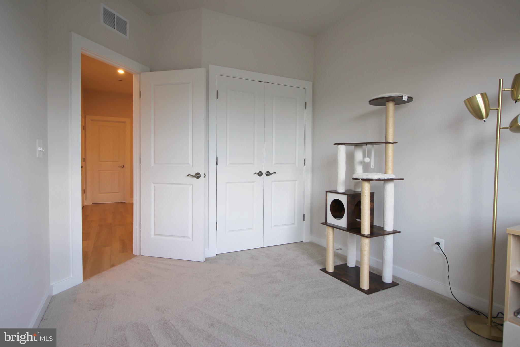 2107 Acadia Road Herndon, VA 20170 - Photo 14 of 30
