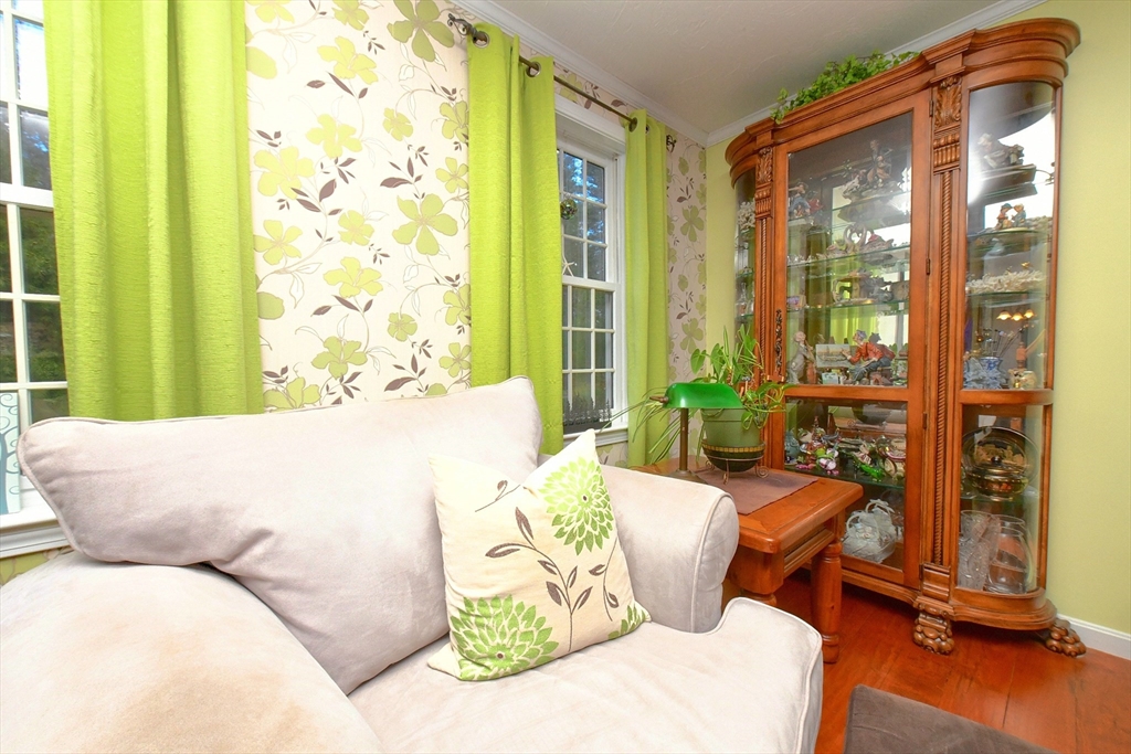 100 Bournedale Road Bourne, MA 02532 - Photo 11 of 37