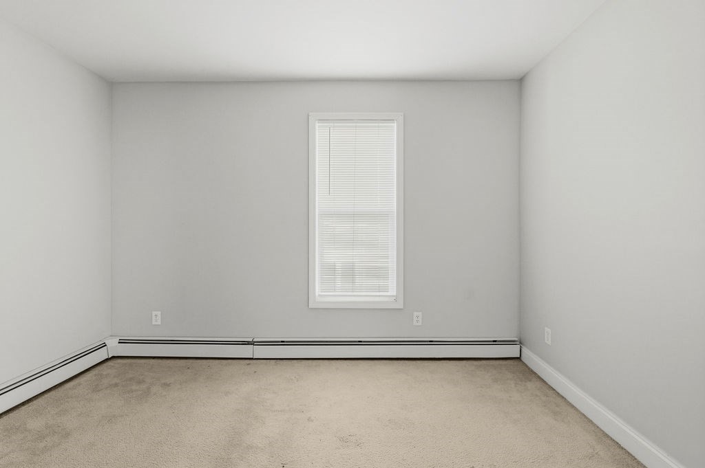 998 Middle Street Fall River, MA 02721 - Photo 16 of 28