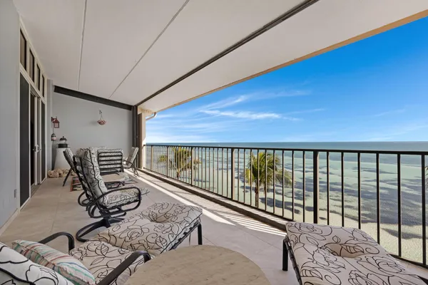 $2,650,000 | 1500 Atlantic Boulevard, Unit 414, Key West, FL 33040