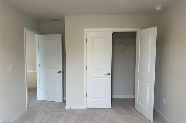 $2,400 | 5514 Hydrangea Street, Winston-Salem, NC 27104