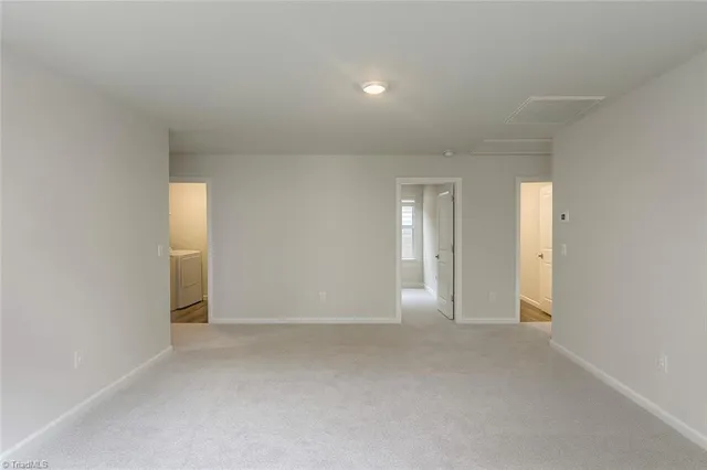 $2,400 | 5514 Hydrangea Street, Winston-Salem, NC 27104