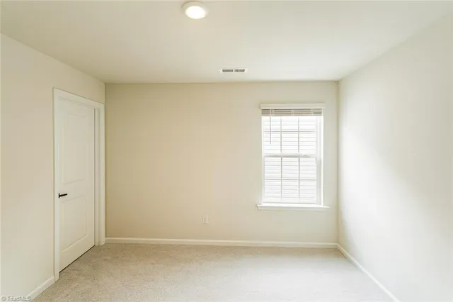 $2,400 | 5514 Hydrangea Street, Winston-Salem, NC 27104