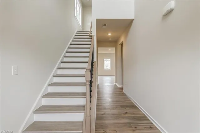 $2,400 | 5514 Hydrangea Street, Winston-Salem, NC 27104