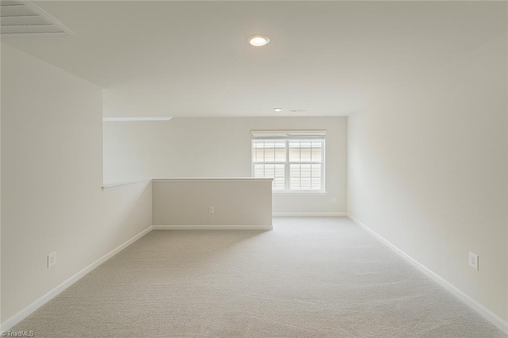 5514 Hydrangea Street Winston-Salem, NC 27104 - Photo 9 of 25