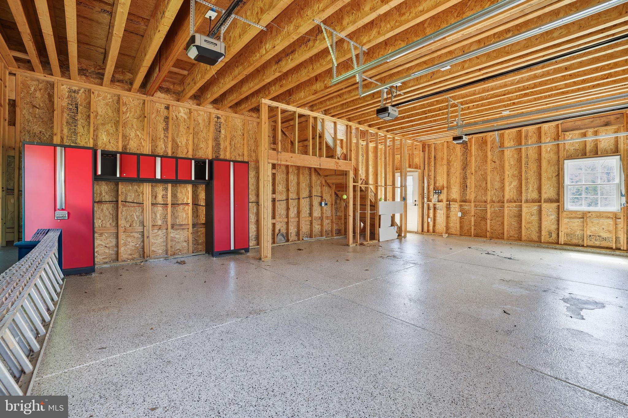 17781 Roxbury Hall Road Leesburg, VA 20175 - Photo 81 of 107 Oversized 3-car garage built in 2022