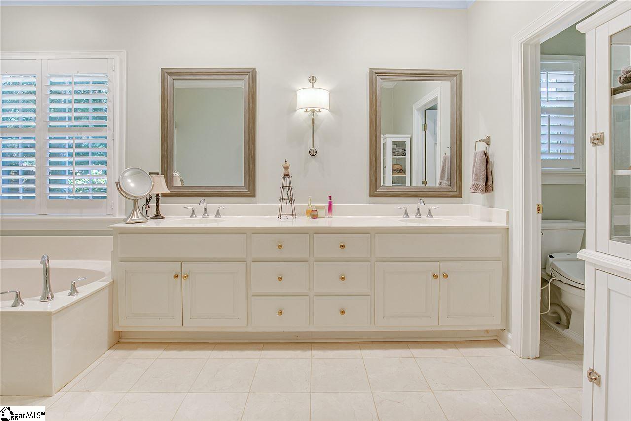 205 Alender Way Simpsonville, SC 29681 - Photo 19 of 36 Gallery Image 19